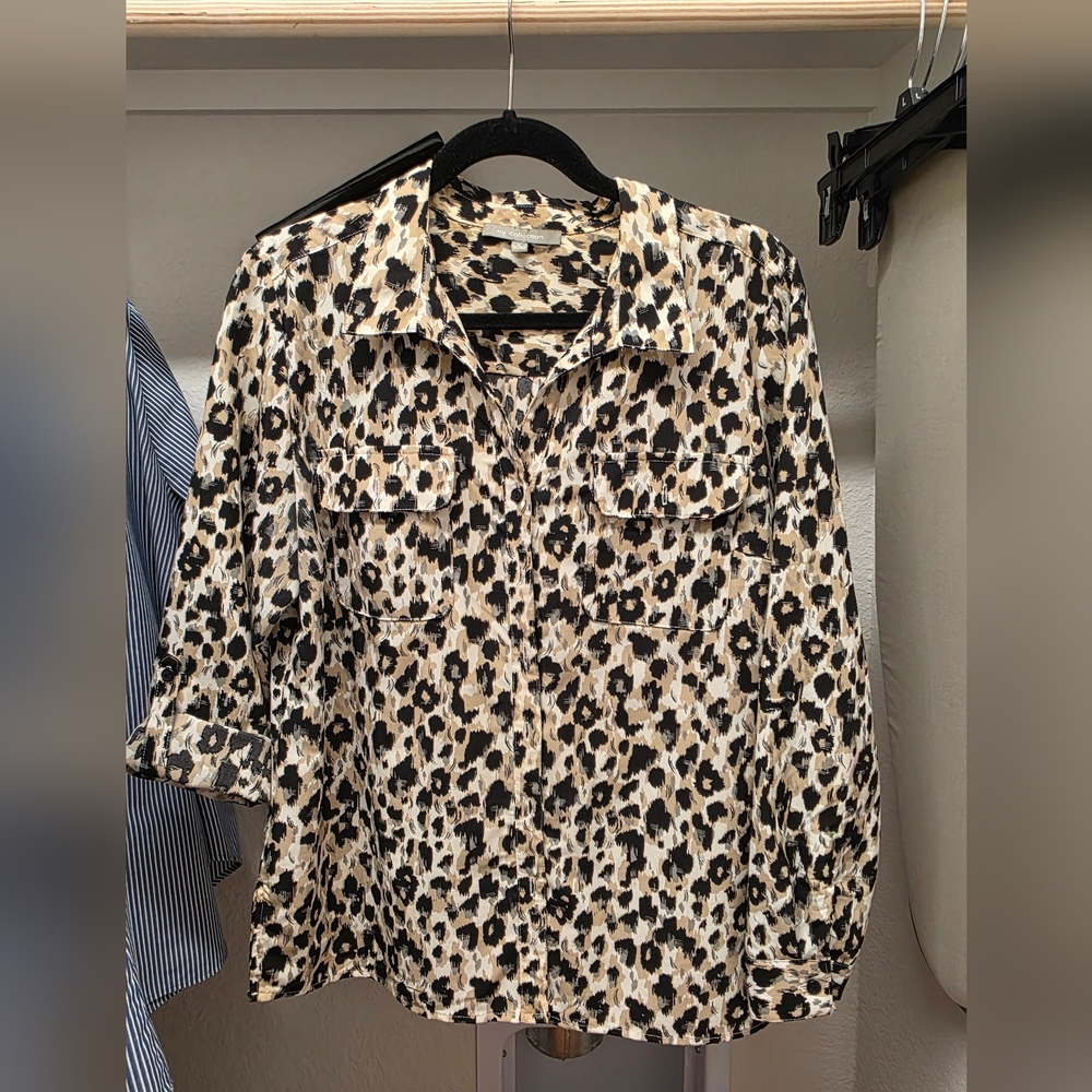 NY Collection- Leopard Print- Button-Up Utility Top- 3/4 Roll Sleeves- Large
